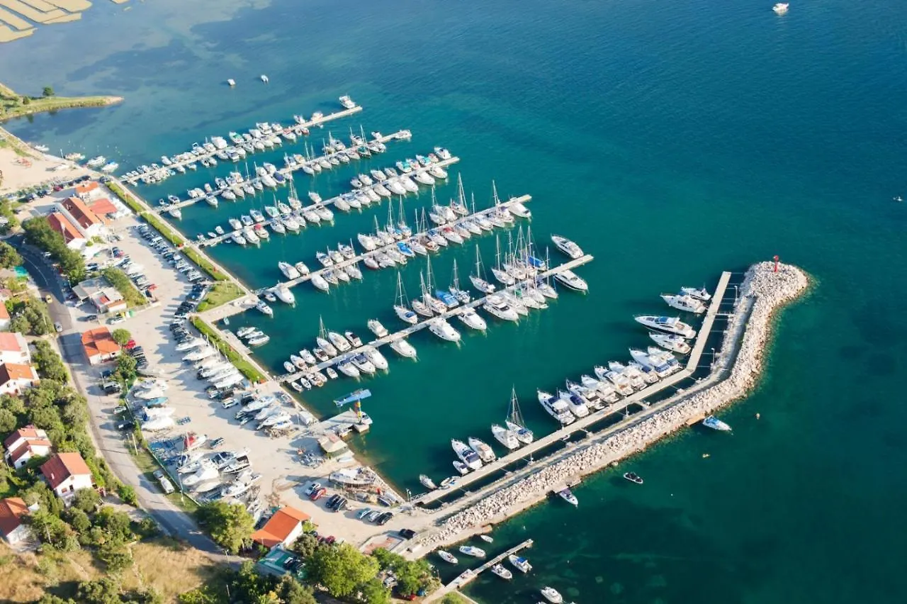 Apartment In Supetarska Draga With Sea View, Balcony, Air Conditioning, Wifi 3321-4
